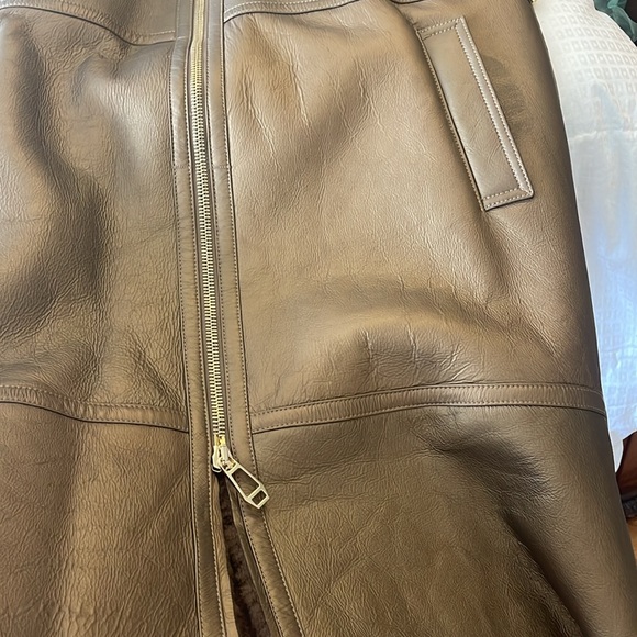 Dom Goor Metallic Sheerling sheepskin bronze leather coat - Picture 11 of 16